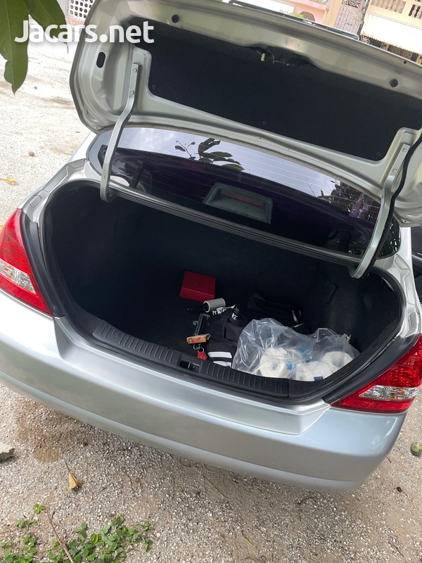 Nissan Tiida 1,5L 2010-13