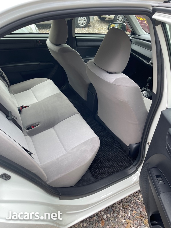 Toyota Axio 1,3L 2017-6
