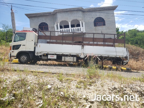 2007 Hino Ranger Sleeper Cab-3