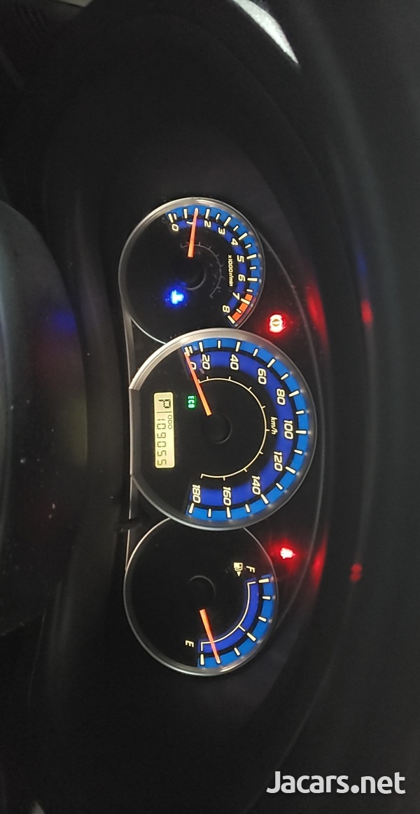 Subaru Exiga 2,0L 2009-4