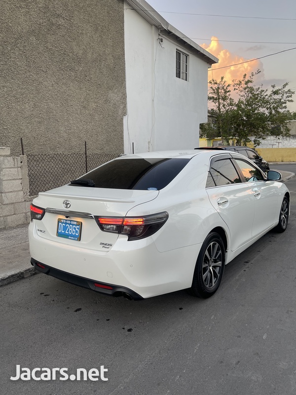 Toyota Mark X 2,5L 2018-4