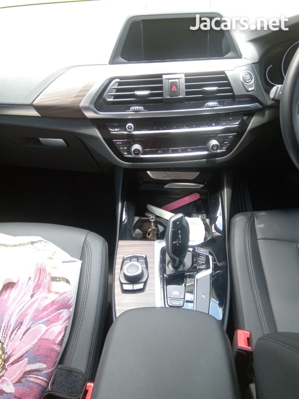 BMW X3 2,1L 2019-5