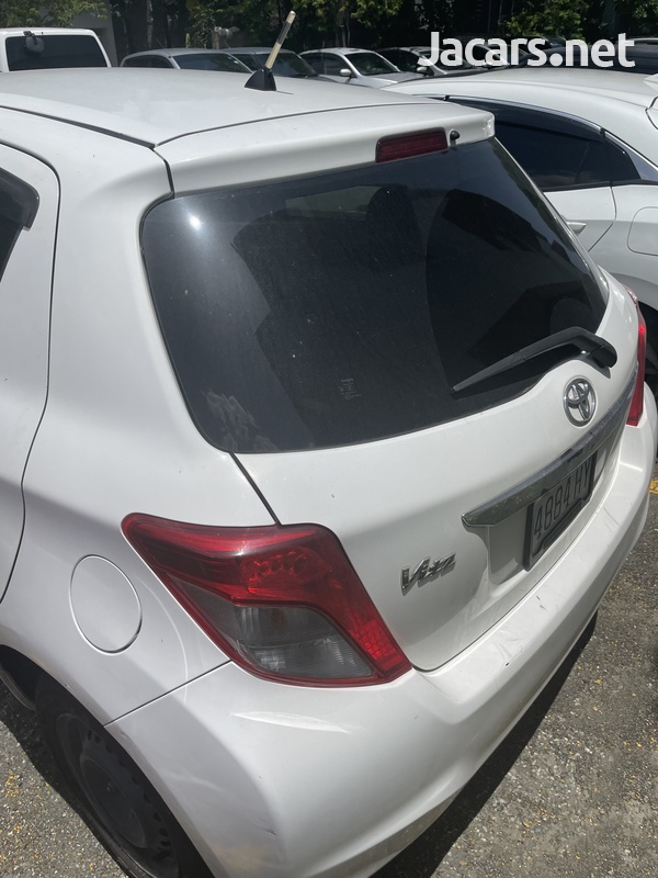 Toyota Vitz 1,0L 2013-2