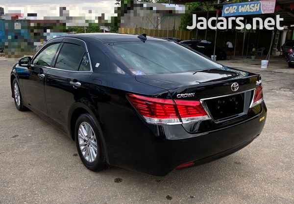Toyota Crown 2,5L 2016-5