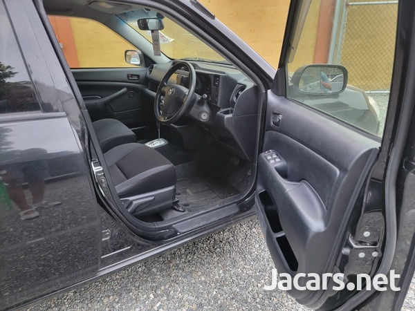 Toyota Succeed 1,5L 2014-6