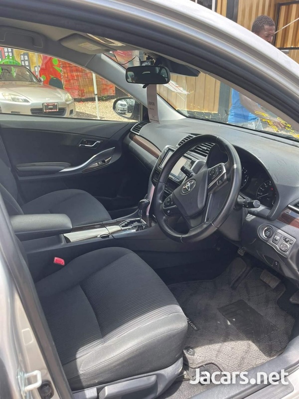 Toyota Allion 2,0L 2016-9