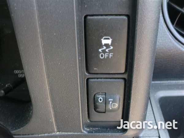 Toyota Succeed 1,5L 2017-4