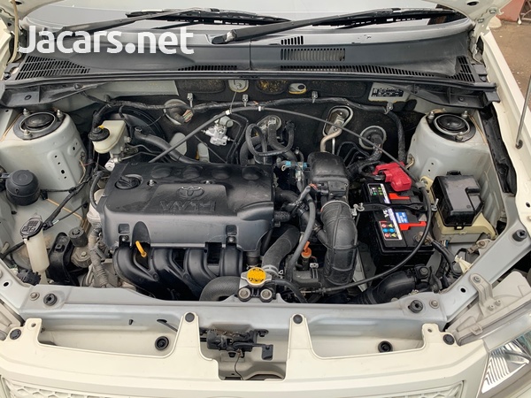 Toyota Succeed 1,5L 2014-12