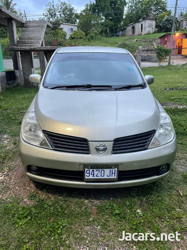 Nissan Tiida 1,5L 2007-1