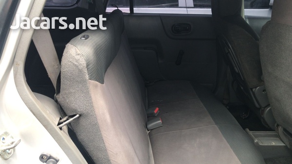Nissan AD Wagon 1,5L 2012-9