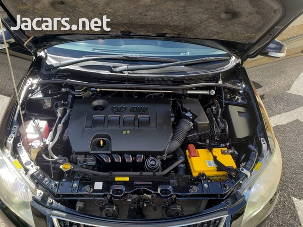 Toyota Fielder 1,8L 2012-11