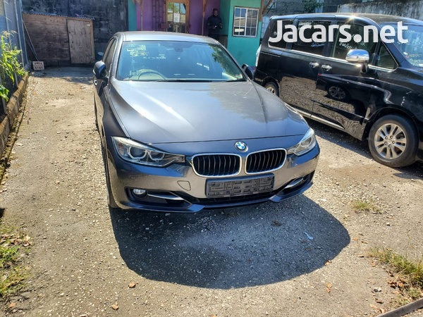 BMW 3-Series 2,0L 2012-13