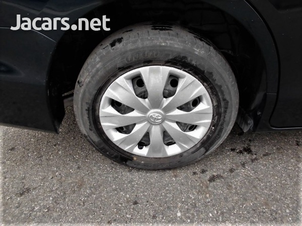Toyota Voxy 2,0L 2016-4