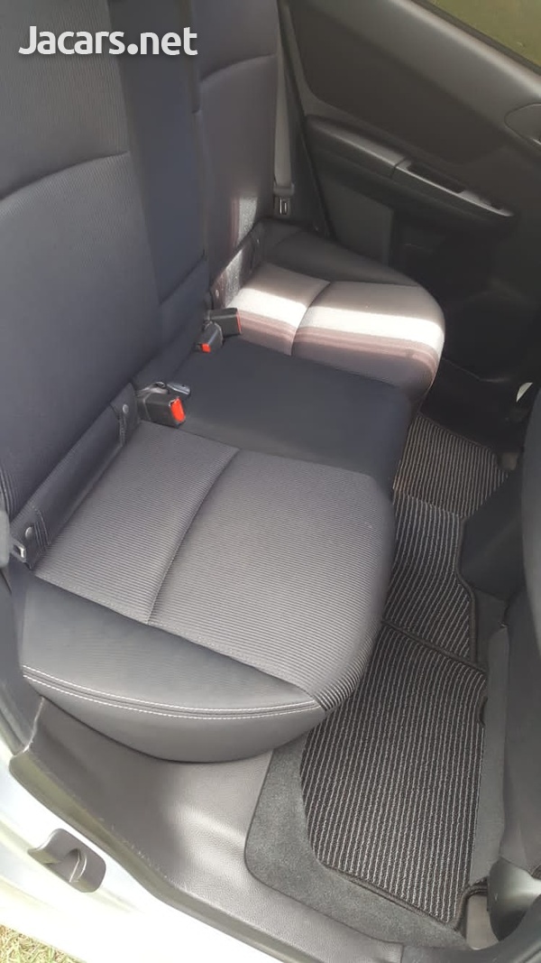 Subaru Impreza 2,0L 2014-9