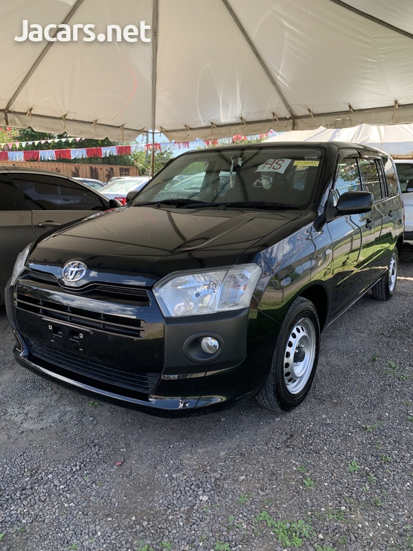 Toyota Probox 1,5L 2016-3