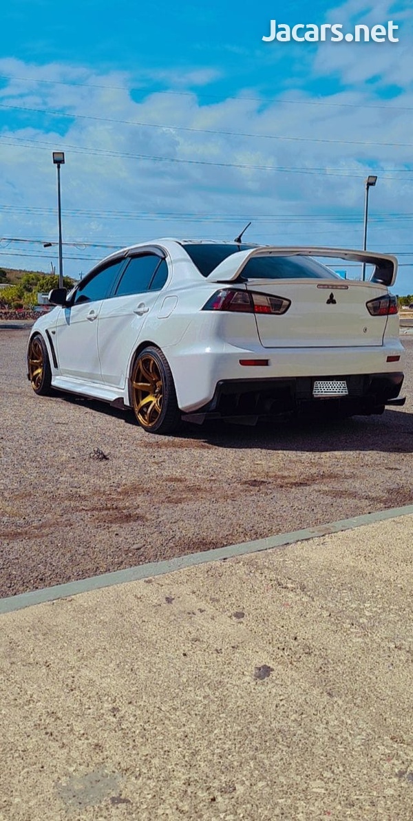 Mitsubishi Lancer Evolution 2,0L 2011-2