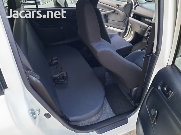 Toyota Probox 1,5L 2017-11