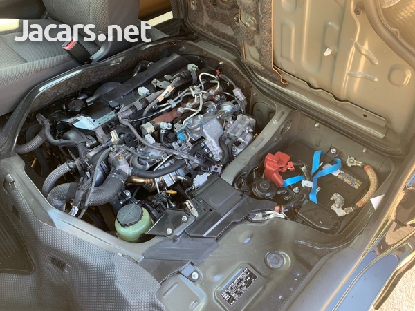 Toyota Hiace 3,0L 2016-10