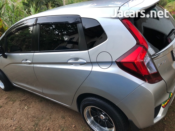 Honda Fit 1,3L 2014-3