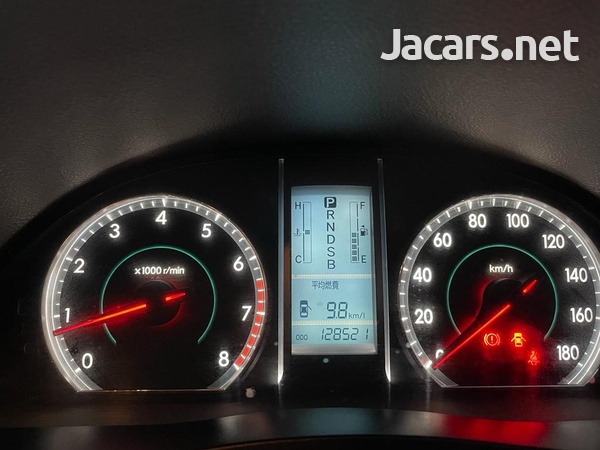 Toyota Premio 1,9L 2010-5