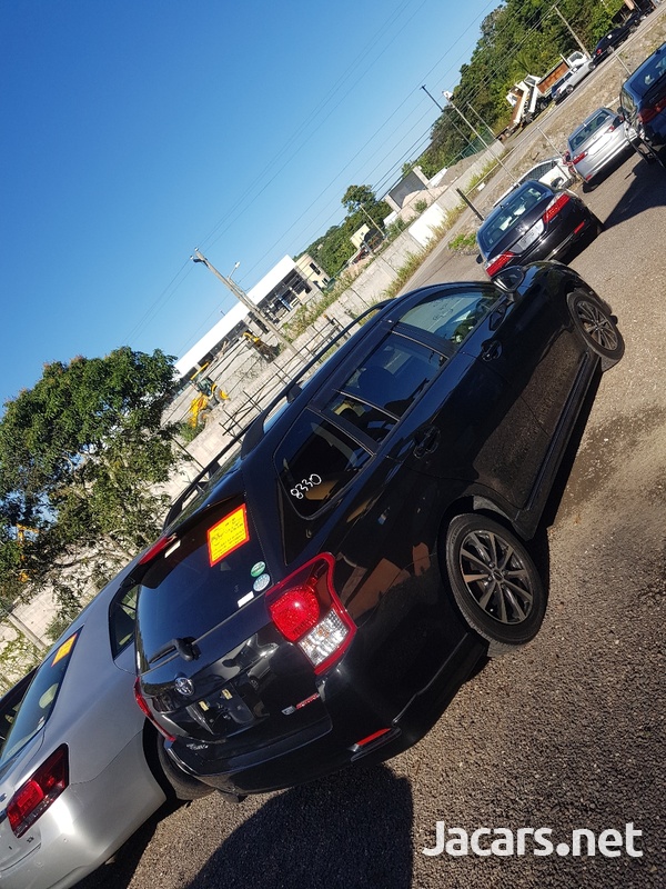 Toyota Fielder 1,5L 2013-8