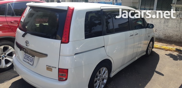 Toyota Isis 2,0L 2009-14