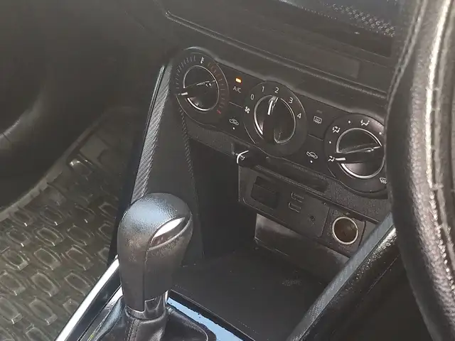 Mazda Demio 1,3L 2017, Kingston - 11