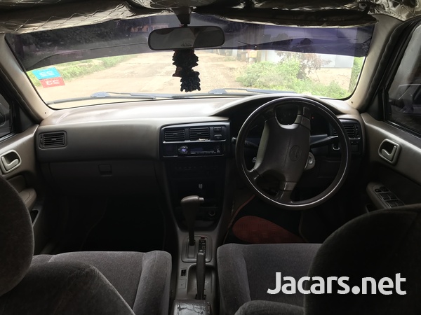 Toyota Corolla 1,5L 1997-7