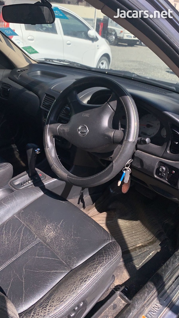 Nissan Sylphy 1,8L 2007-3