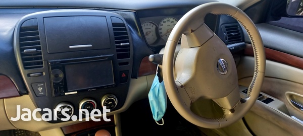 Nissan Bluebird 2,0L 2007-15