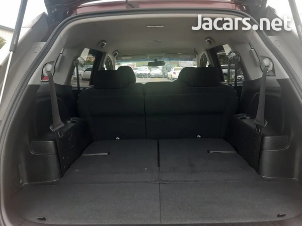 Honda Stream 2,0L 2013-1