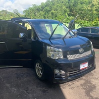 Toyota Voxy 1,9L 2013 Toyota Voxy 1,9L 2013