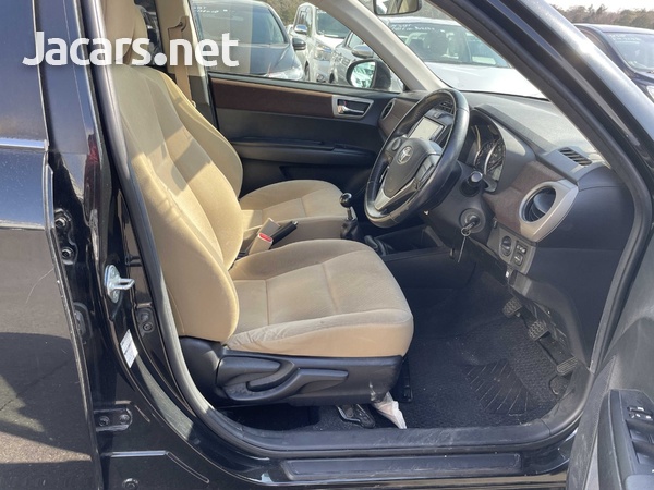 Toyota Axio 1,5L 2014-6