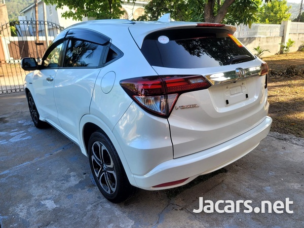 Honda Vezel 1,5L 2016-8