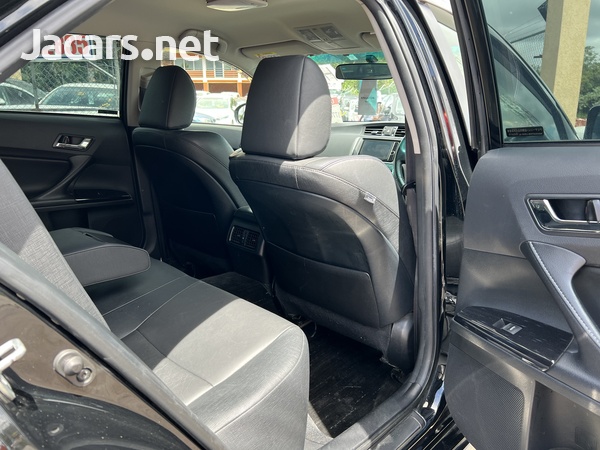 Toyota Mark X 2,5L 2013-9