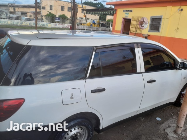 Nissan AD Wagon 1,5L 2013-7