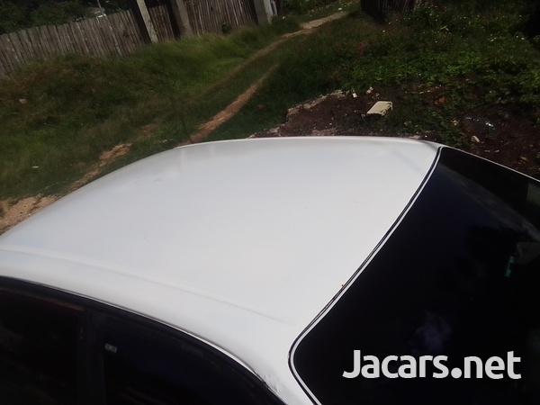 Toyota Corolla 1,5L 1998-7