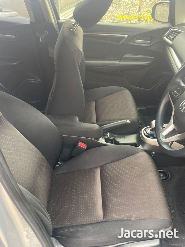 Honda Fit 1,5L 2016-7