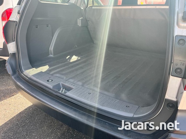 Nissan AD Wagon 1,5L 2016-8