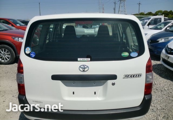 Toyota Succeed 1,5L 2016-5