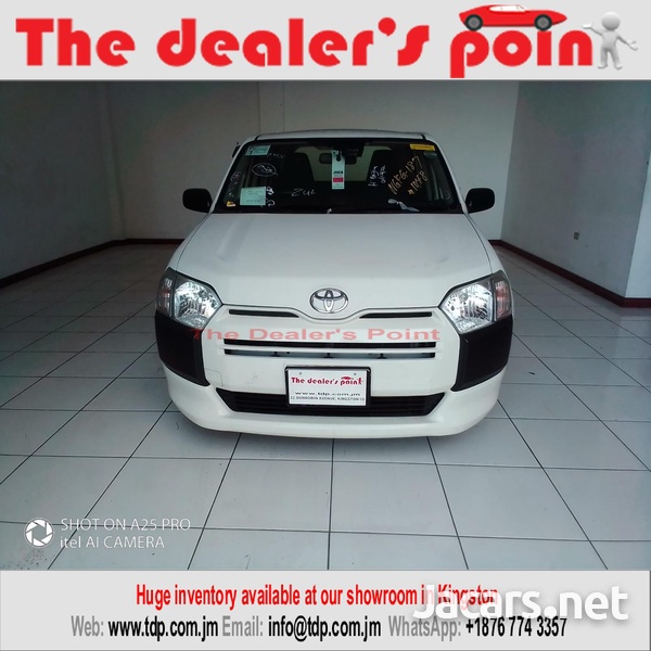 Toyota Probox 1,5L 2017-1