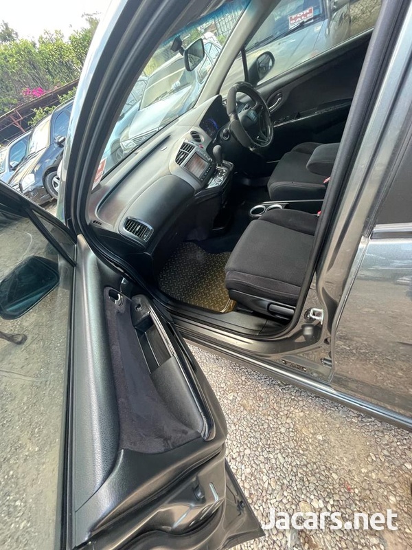 Honda Stream 1,8L 2009-14