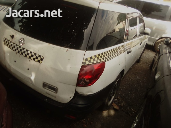 Nissan AD Wagon 1,5L 2012-6