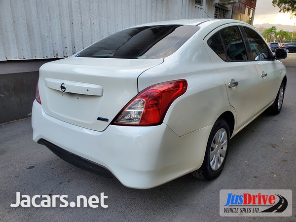 Nissan Latio 1,2L 2015-6