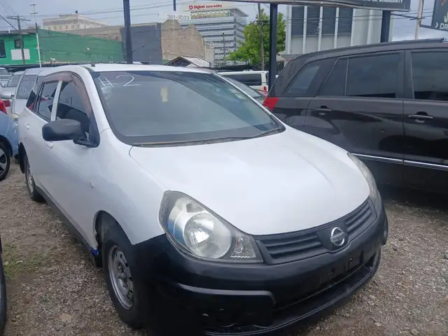 Nissan AD Wagon
