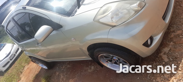 Toyota Passo 1,3L 2008-7