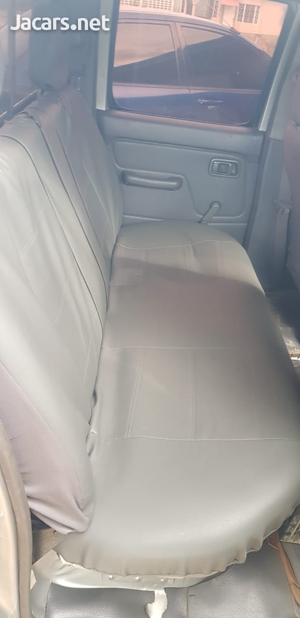 Nissan Frontier 2,0L 2004-4
