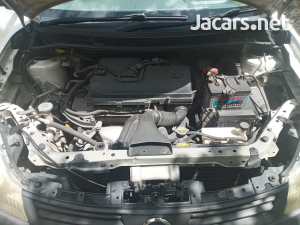 Nissan AD Wagon 1,3L 2013-9