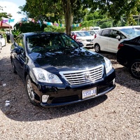 Toyota Crown 2,5L 2012 Toyota Crown 2,5L 2012