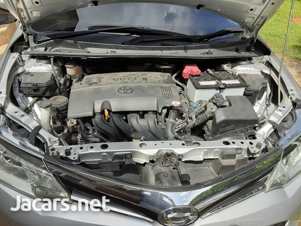 Toyota Fielder 1,5L 2016-8